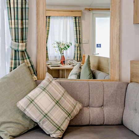 Sea La Vie Lodge, Rockley Park Holiday Park, Poole, Dorset Ngoại thất bức ảnh