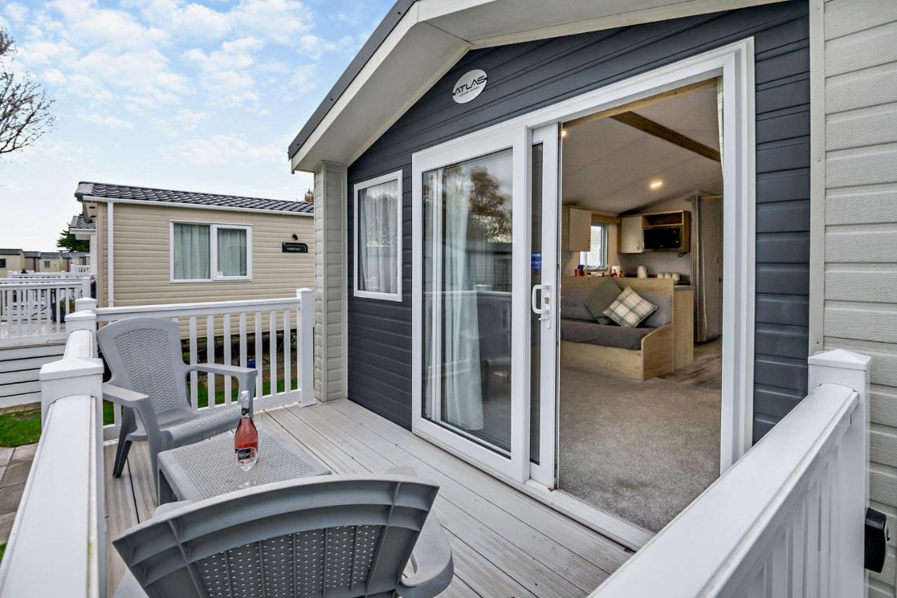 Sea La Vie Lodge, Rockley Park Holiday Park, Poole, Dorset Ngoại thất bức ảnh
