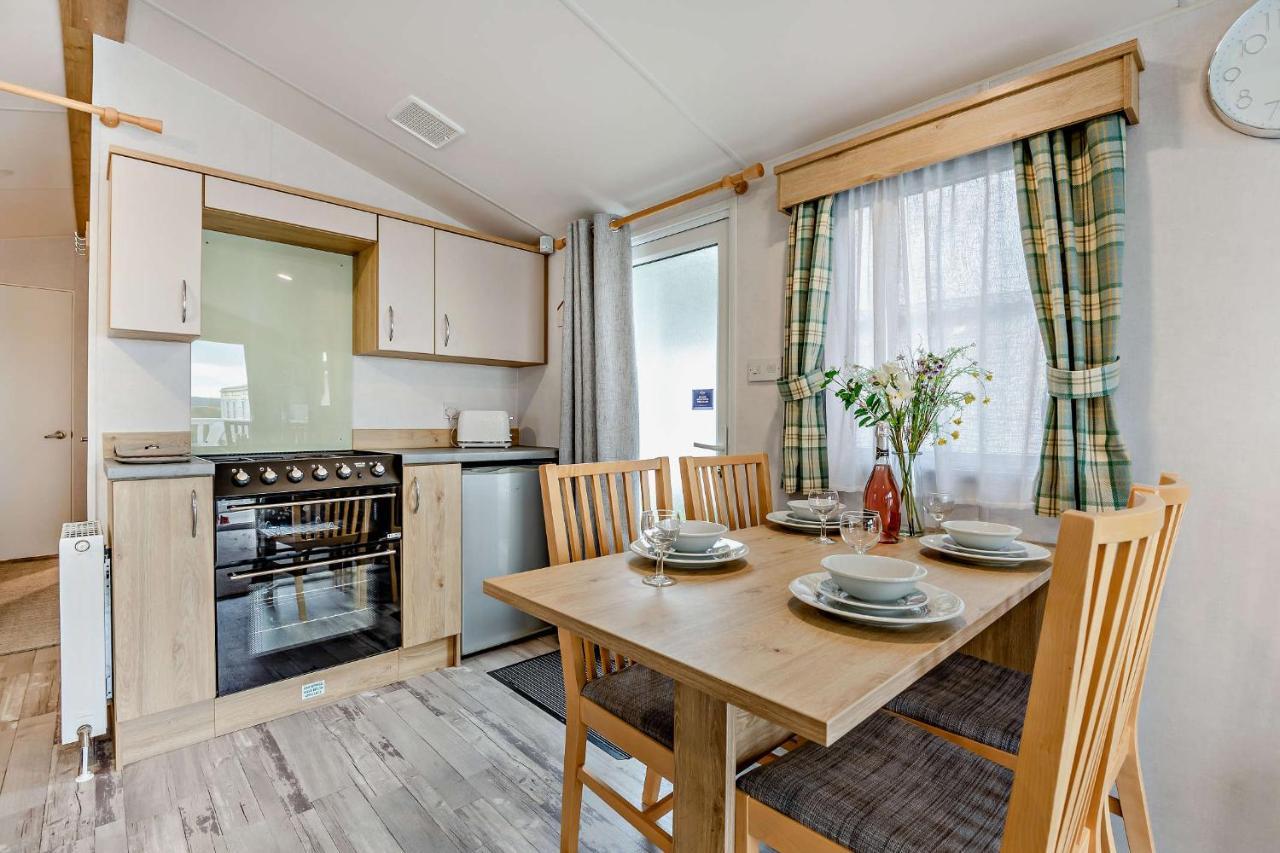 Sea La Vie Lodge, Rockley Park Holiday Park, Poole, Dorset Ngoại thất bức ảnh